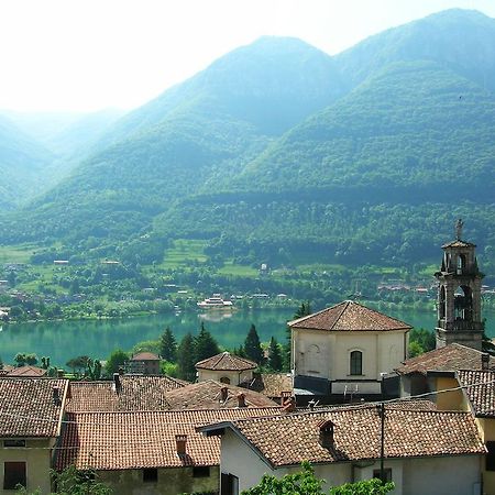 B&B Notte E Di Monasterolo del Castello Kültér fotó