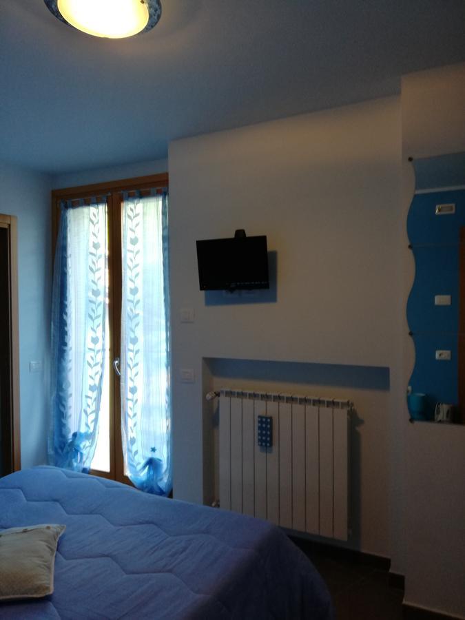 B&B Notte E Di Monasterolo del Castello Kültér fotó