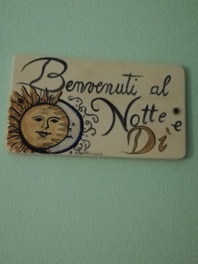B&B Notte E Di Monasterolo del Castello Kültér fotó