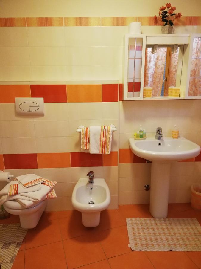 B&B Notte E Di Monasterolo del Castello Kültér fotó